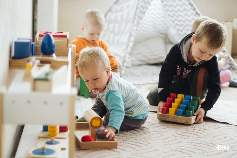 Montessori toys