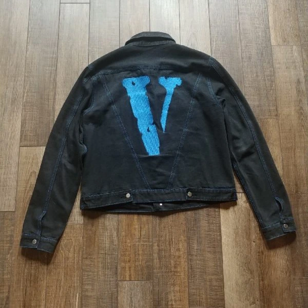 Vlone Jackets: A Bold Fusion of Streetwear, Culture, and Self-Expression